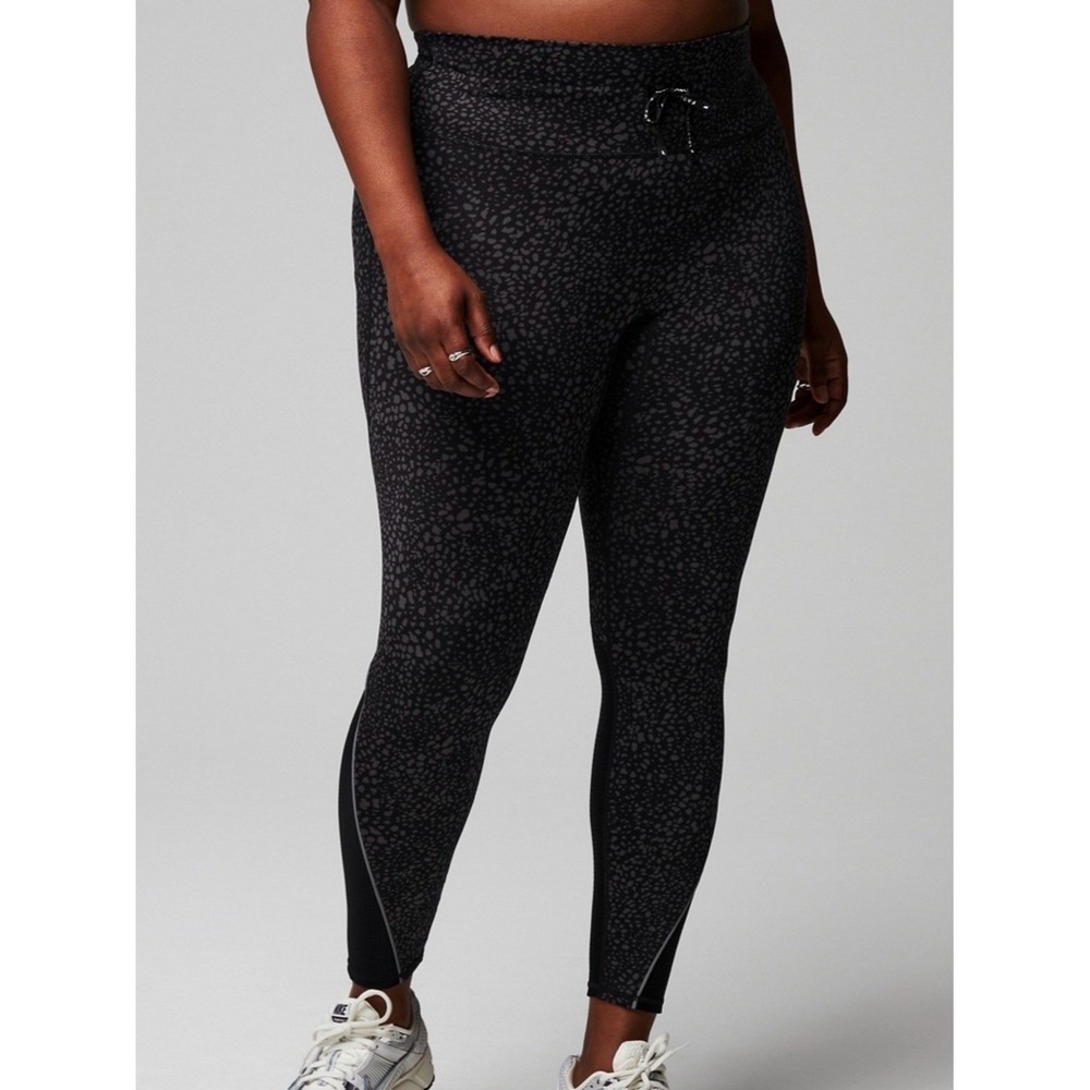 Fabletics Women XL Gray Black Leopard Print Mesh Panel Drawstring Legging